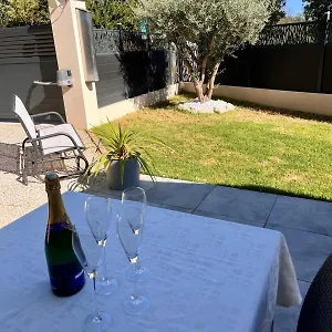 https://villa-la-rustica.aixenprovencehotels.org